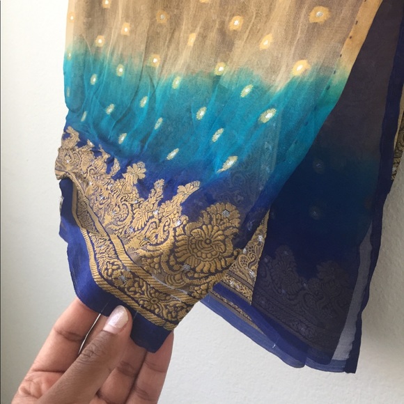 Indian Bollywood Sari - Picture 3 of 4