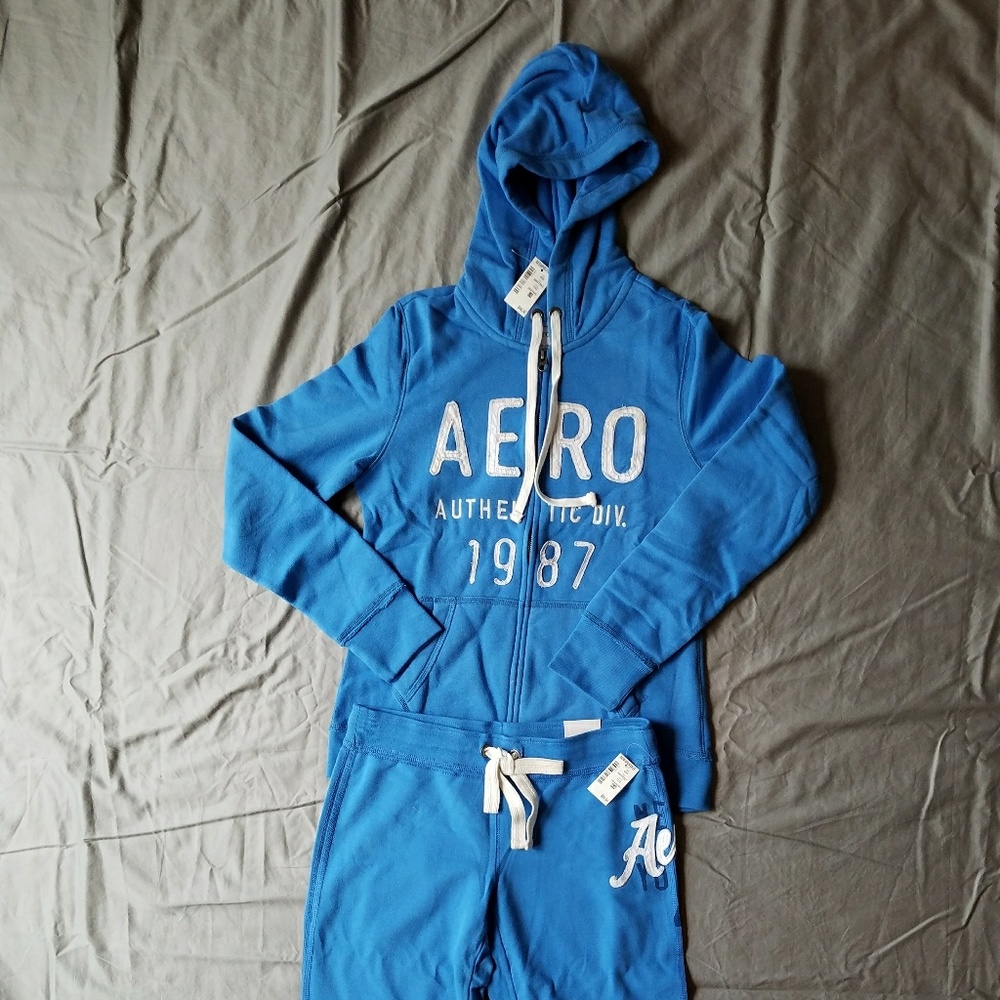 NWT. Aeropostale Women's Sweatshirt & Sweatpants