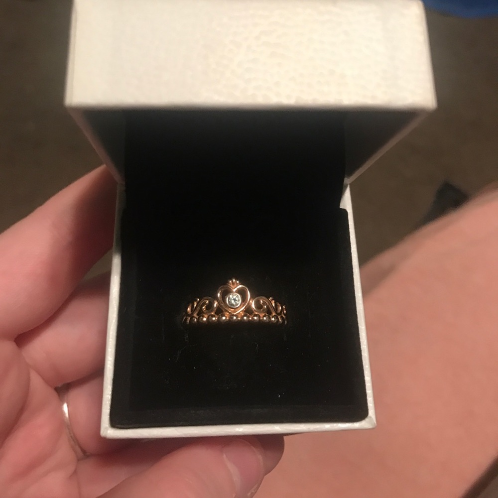 Pandora rose gold princess ring