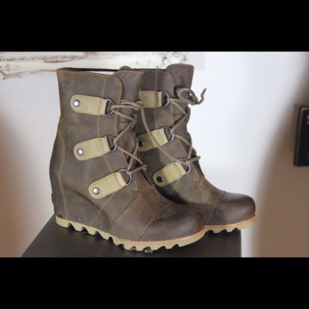Sorel joan of arctic wedge