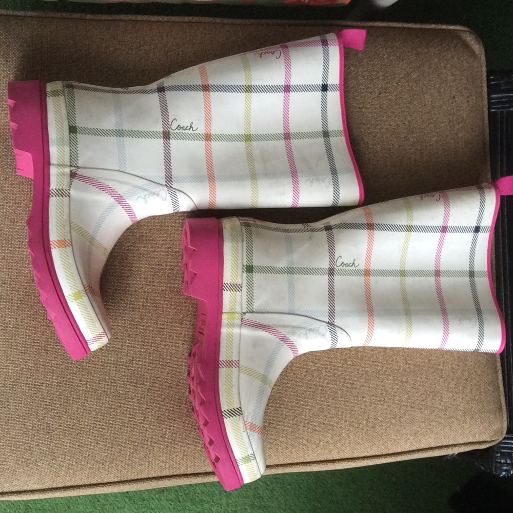 COACH multi plaid rain boots Size 7 style #A7107