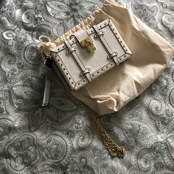 BCBG BAG - Picture 4 of 4