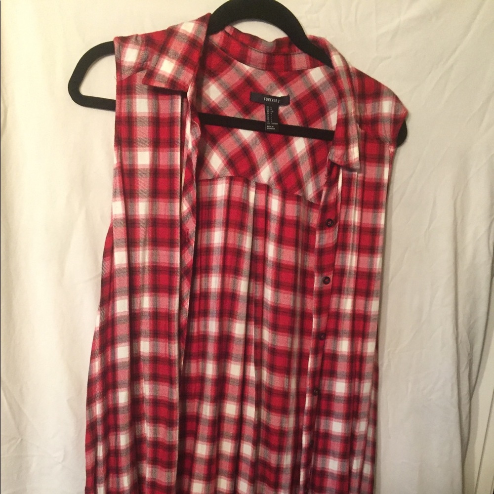 Sleeveless knee length cardigan