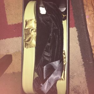 Fenty Slippers with bow in green