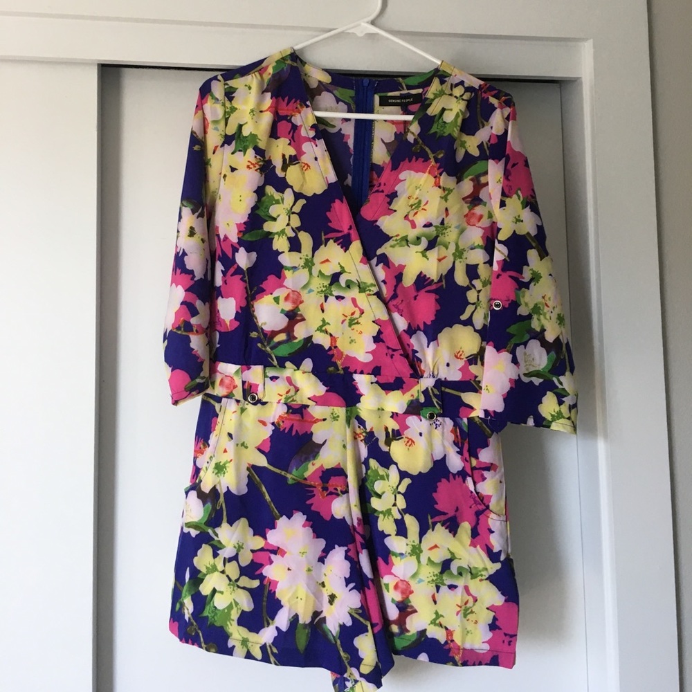 Mid sleeve romper with belt