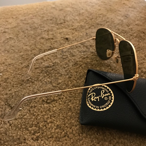 Ray-Ban Aviator Sunglasses - Picture 2 of 4