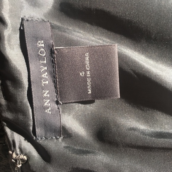 Ann Taylor Pencil Skirt - Picture 5 of 6