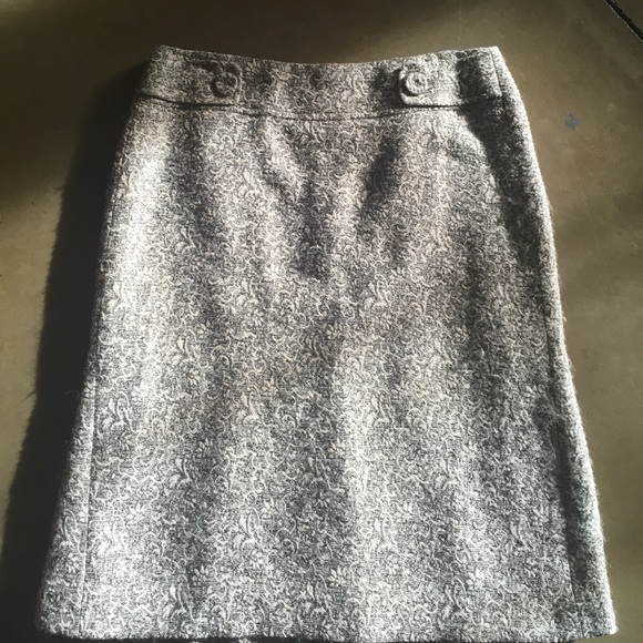 Ann Taylor Pencil Skirt - Picture 2 of 6