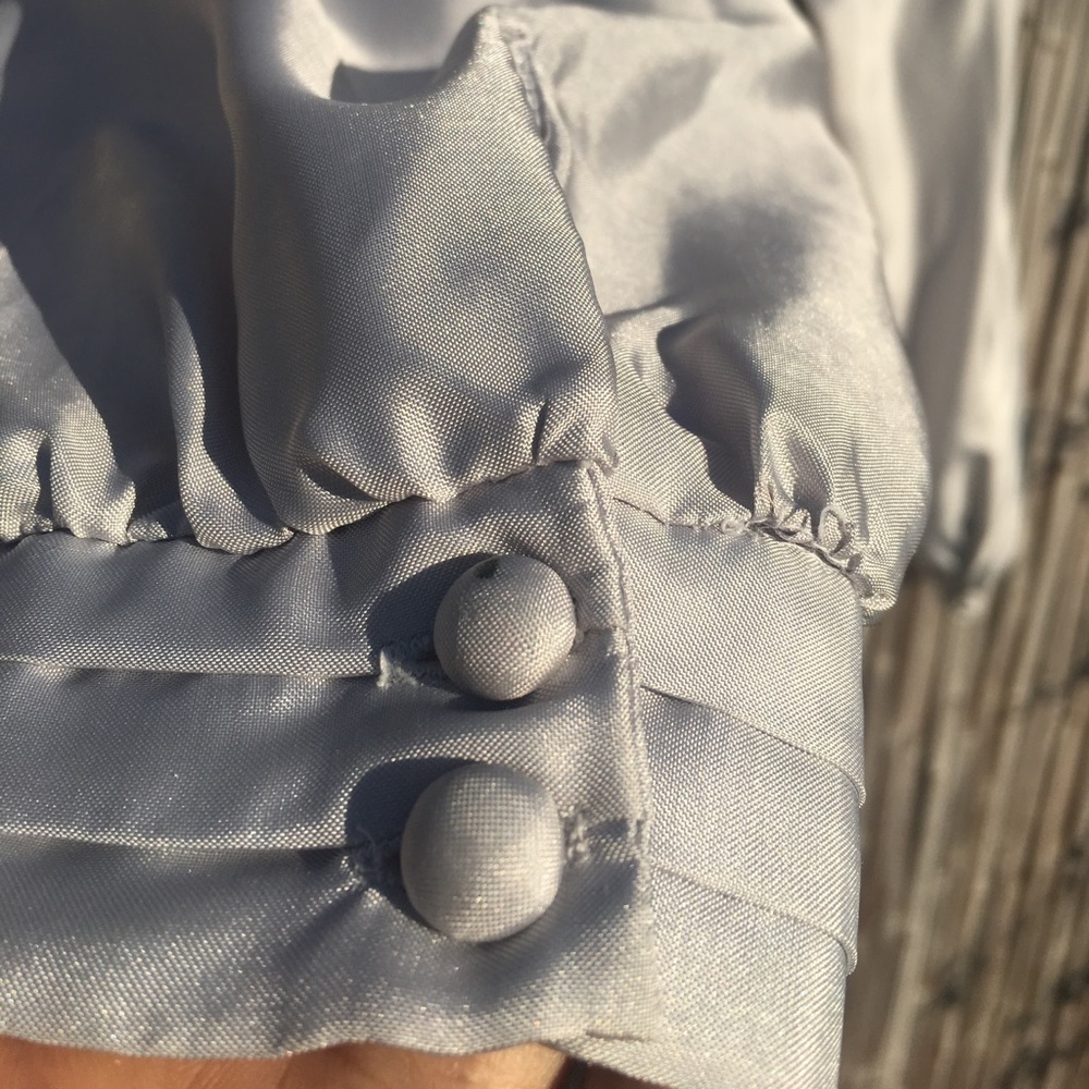 Unique Detailed Silver Top - Picture 7 of 8