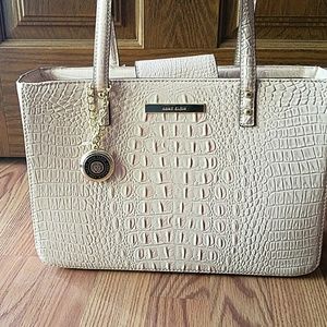 Anne Klein bag. Never used, new. No tags .