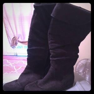 Boots (mid-calf)