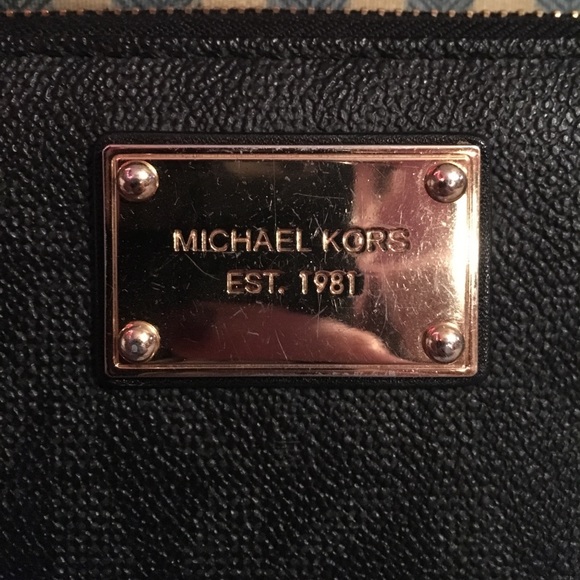 MK wallet - Picture 2 of 3