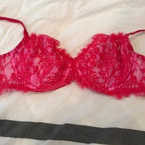 Victoria’s Secret Very Sexy Unlined Demi Bra
