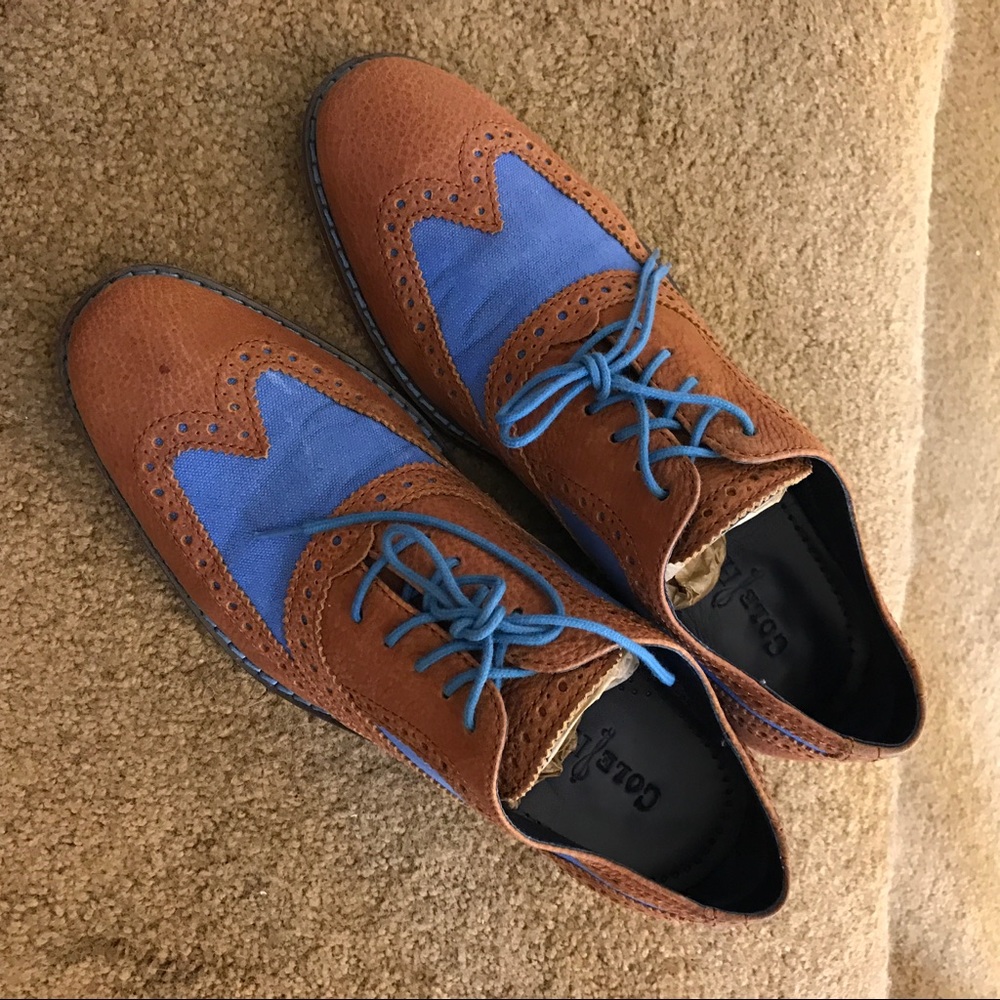 Cole Haan oxford style leather shoes