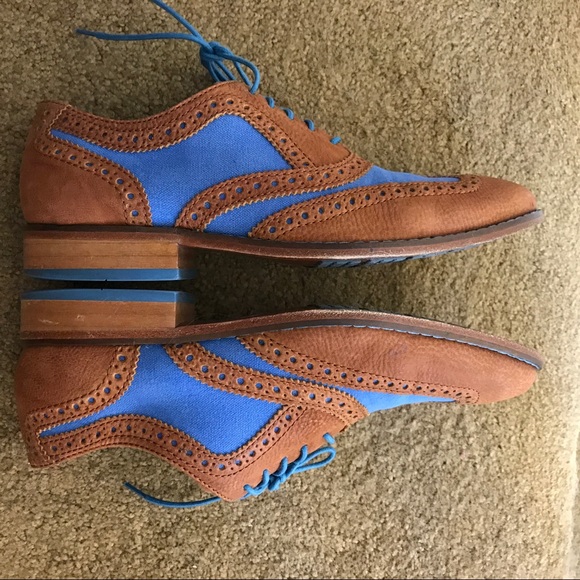 Cole Haan oxford style leather shoes - Picture 5 of 8