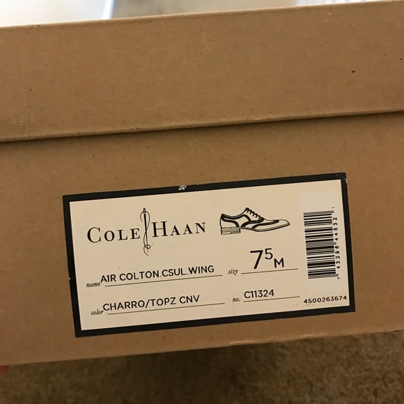 Cole Haan oxford style leather shoes - Picture 8 of 8