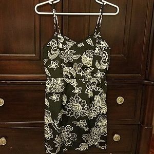 Black and white printed dress