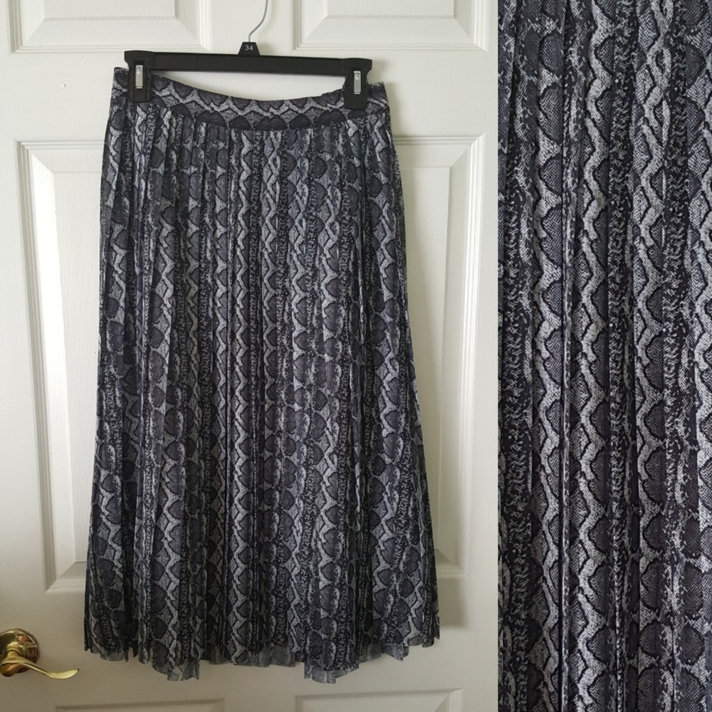 NWT Rachel Roy Pleated Skirt