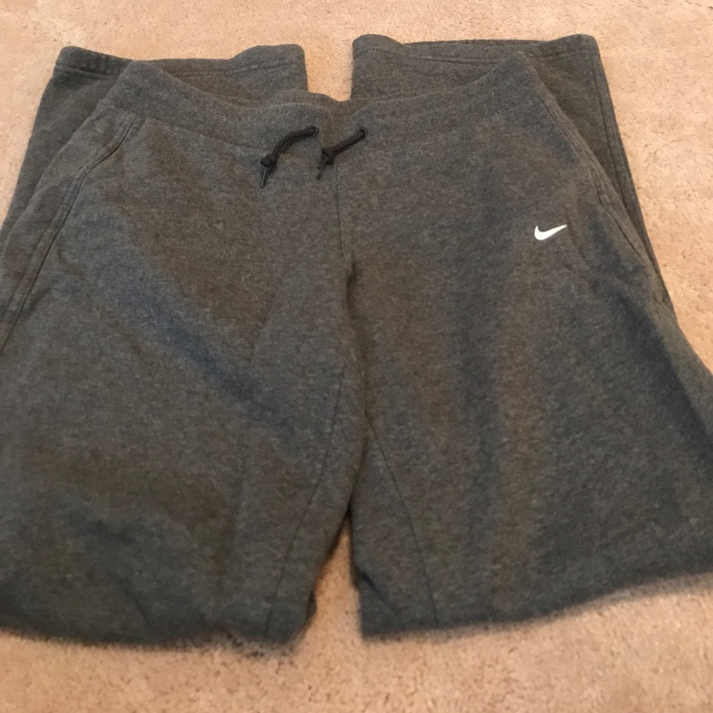 Nike sweatpants size S