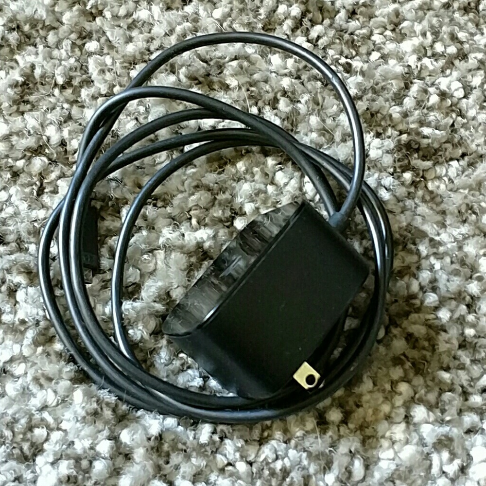 Motorola Droid turbo charger