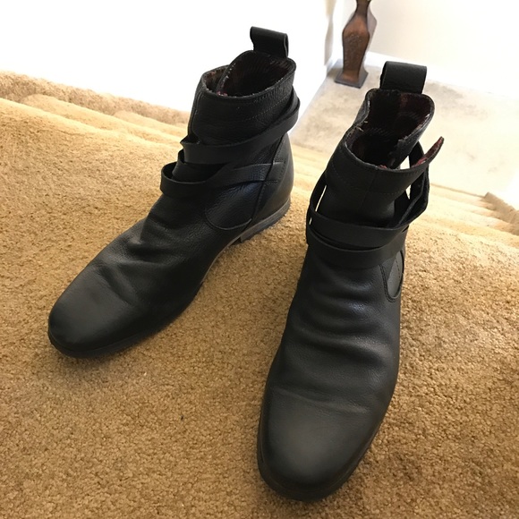 Soft Leather boots - Picture 2 of 6