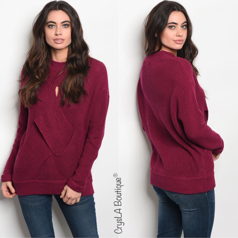 🎉SALE🎉✨Key hole Sweater✨