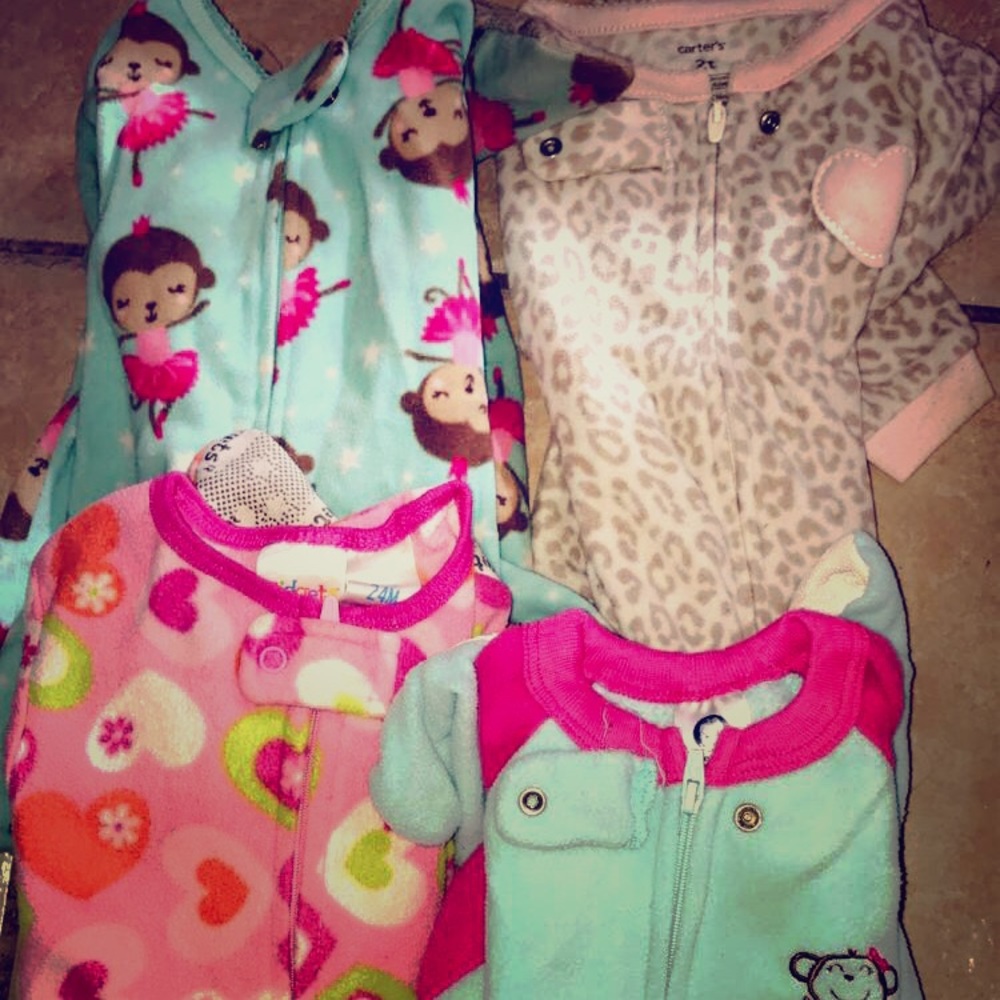 Toddler sleepers size 24 months