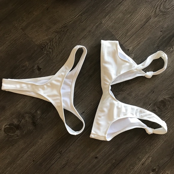 Last one! Heidi bikini - Picture 3 of 4