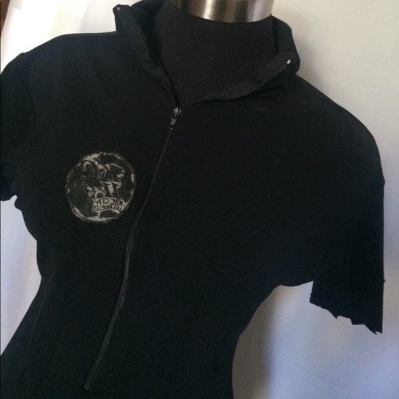 Lexa Vonn Distressed black zip front top - Picture 7 of 7