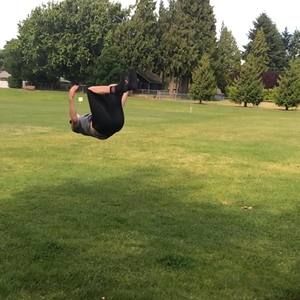 Meet your Posher, Dustin