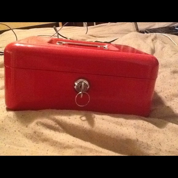 Heavy Duty Lock Box - Picture 2 of 3