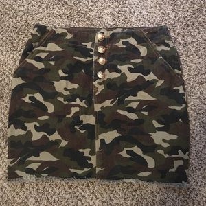 Camo skirt