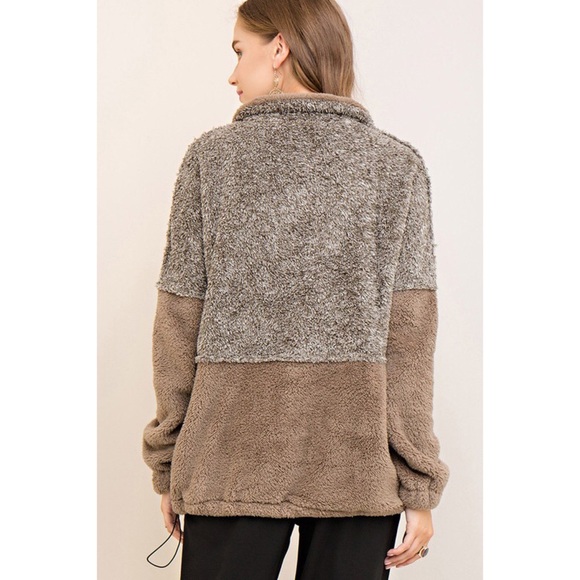 LAST ONE!! Color Block Sweater - Picture 2 of 5