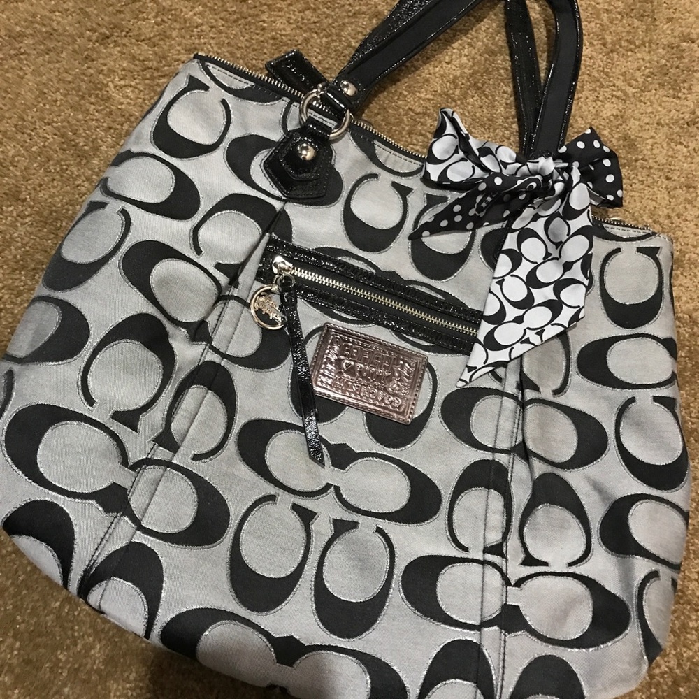 Black and grey Coach purse