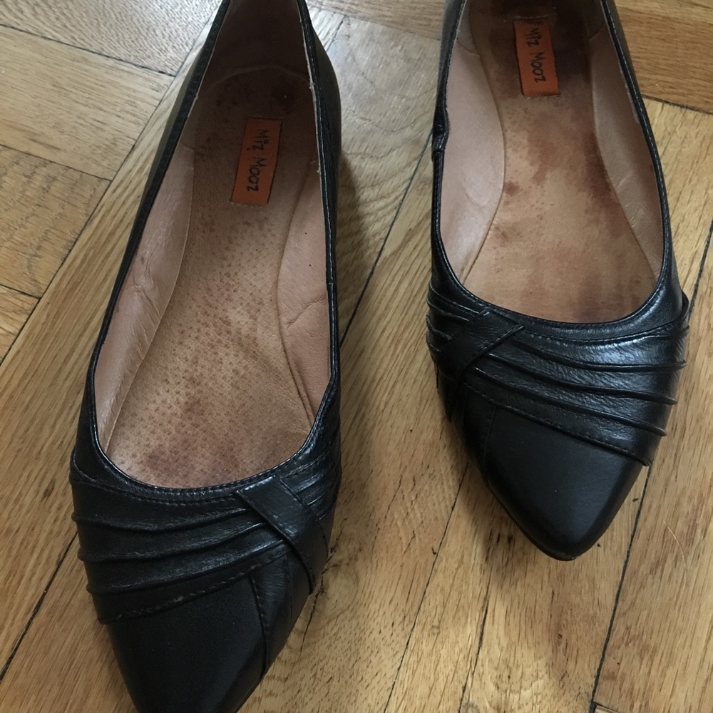 Miz Mooz close-toed flats