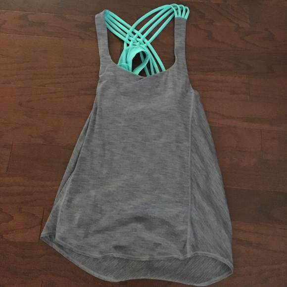 lululemon athletica Tops - Lululemon tank with built in bra