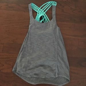 Lululemon tank with built in bra
