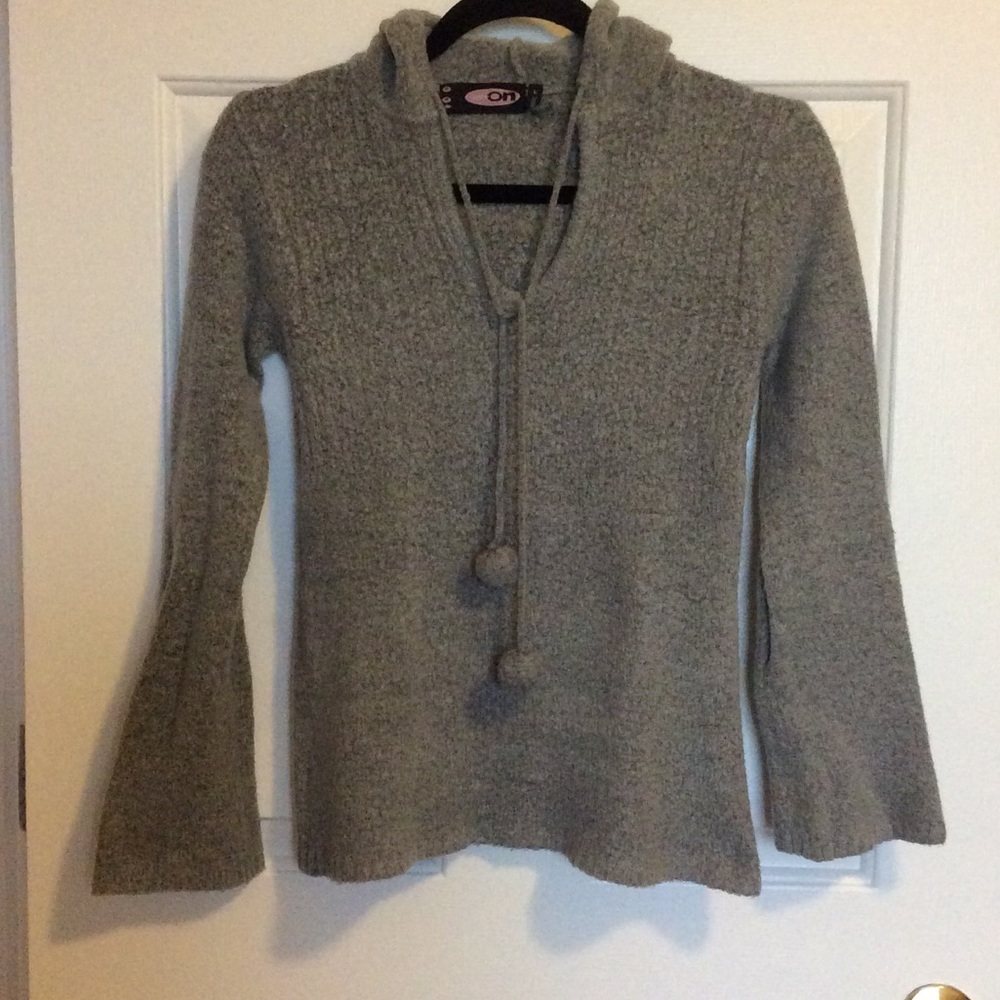 Long Sleeves Hoodie Shirt