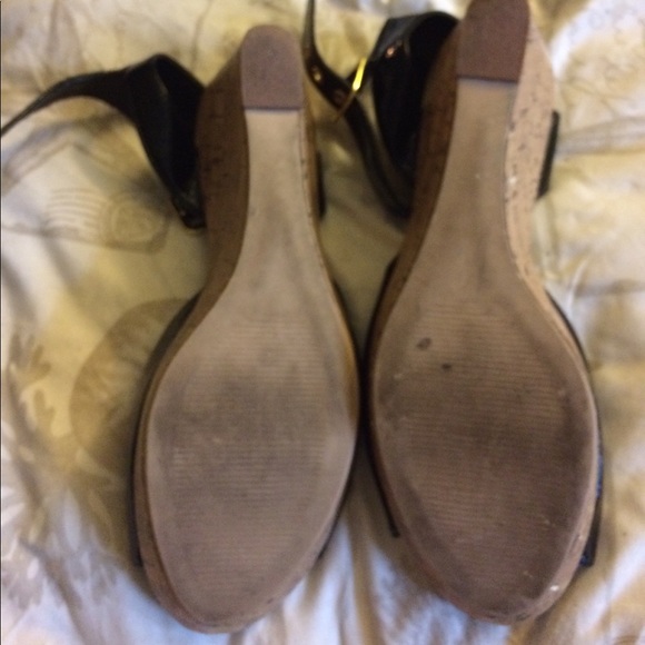 sale Black/gold Wedge Sandals - Picture 6 of 7