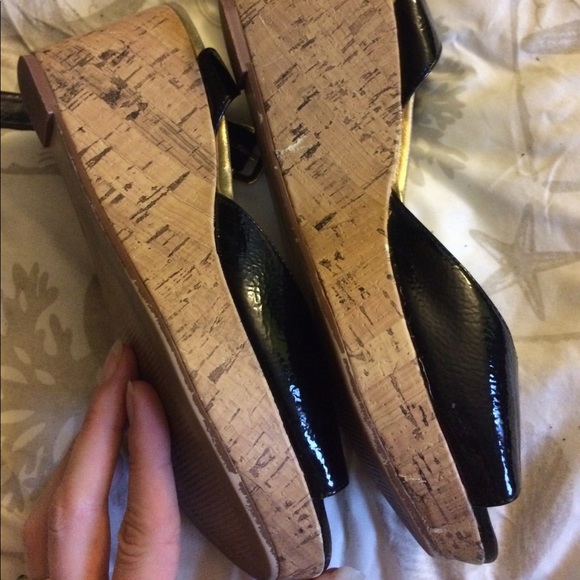 sale Black/gold Wedge Sandals - Picture 7 of 7