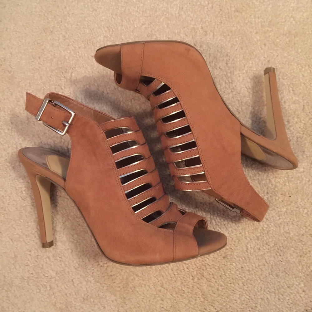 Tan and silver Gianni Bini heals