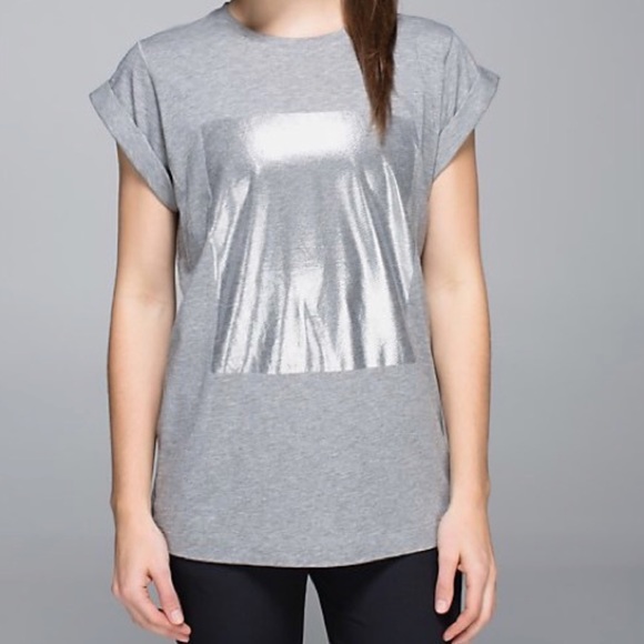 Silver graphic tee Clearance