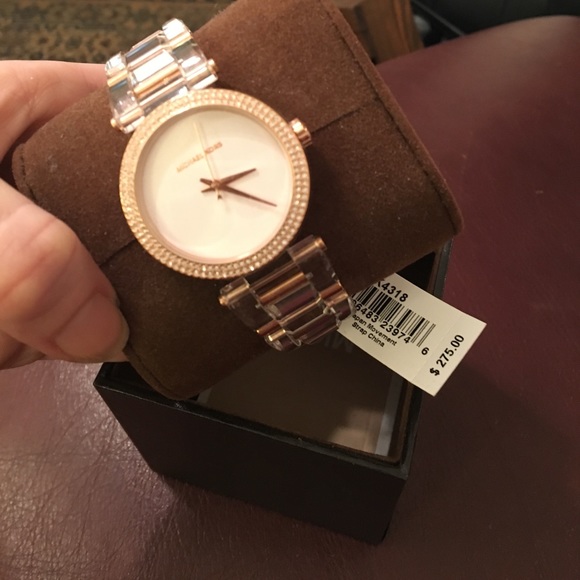 Watch - Picture 2 of 4