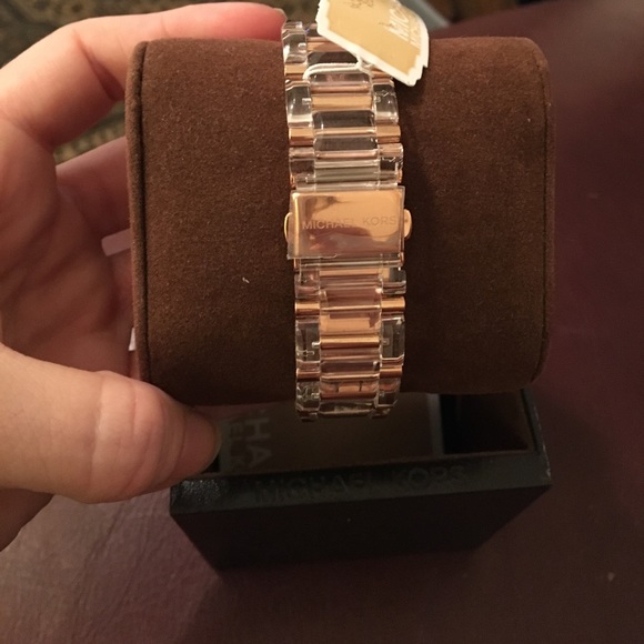 Watch - Picture 4 of 4