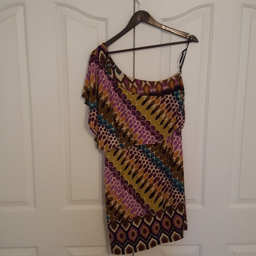 One shoulder colorful mini dress