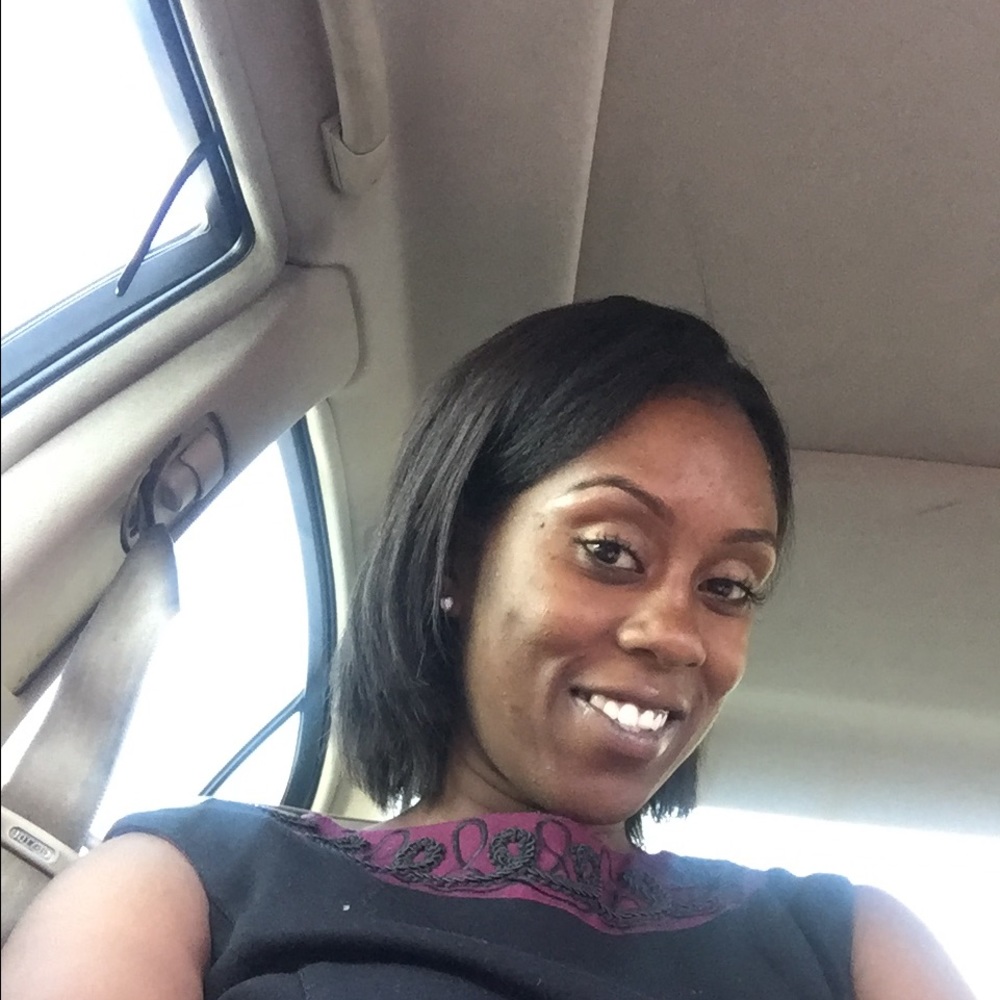 Meet your Posher, Gloria