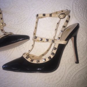 Size 9 black and gold studded heels