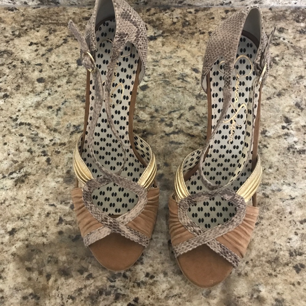 Jessica Simpson Peep toe heels