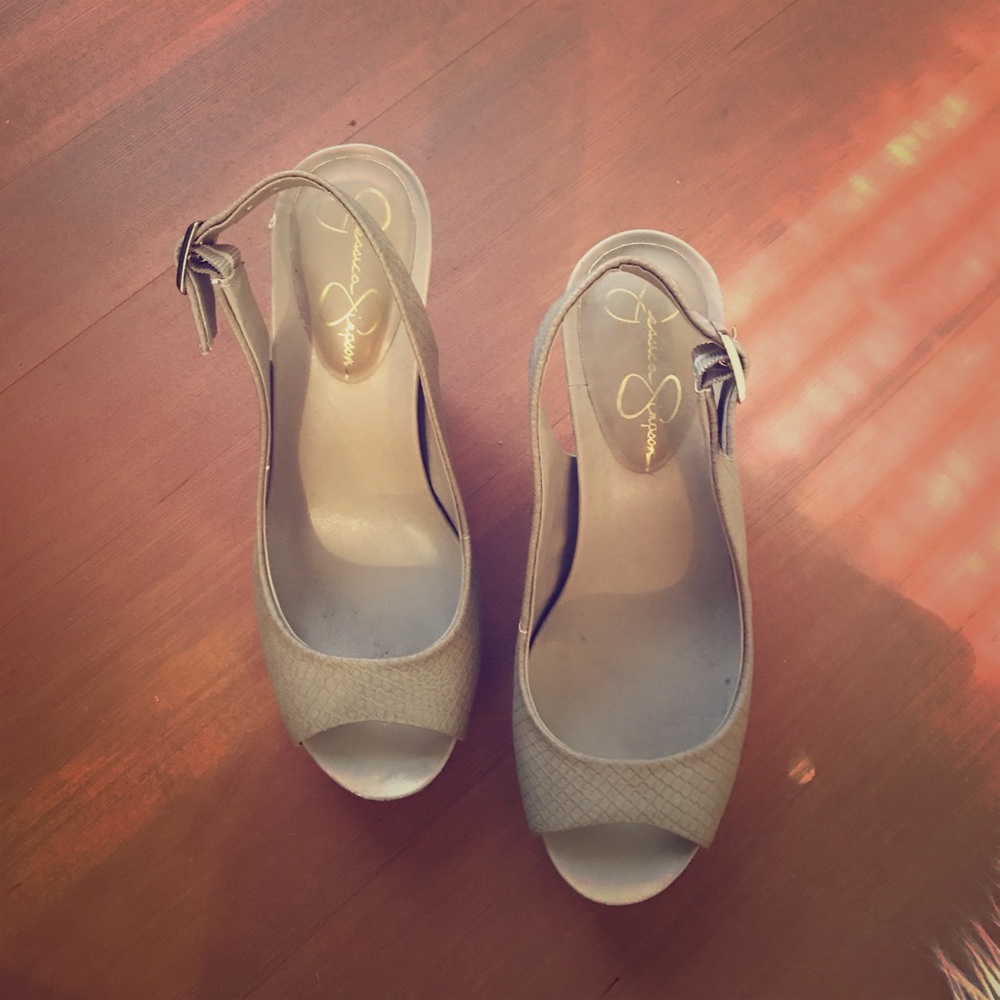 Jessica Simpson Wooden Wedge Shoe