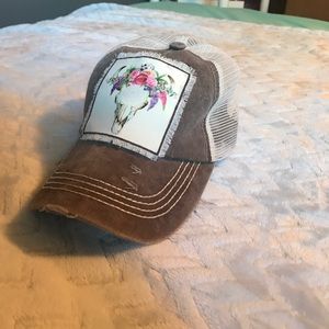 NWOT Bull Skull Hat